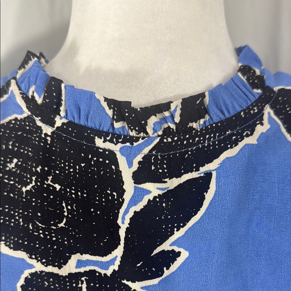 Masai Giovita Tunic Granada Sky Blue and Black Floral  Size Medium - Picture 8 of 11